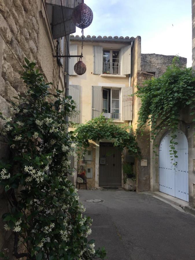شقة Le Lapin Blanc Saint-Rémy-de-Provence المظهر الخارجي الصورة