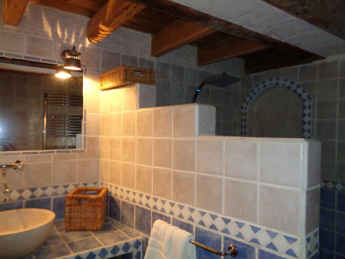 شقة Le Lapin Blanc Saint-Rémy-de-Provence المظهر الخارجي الصورة